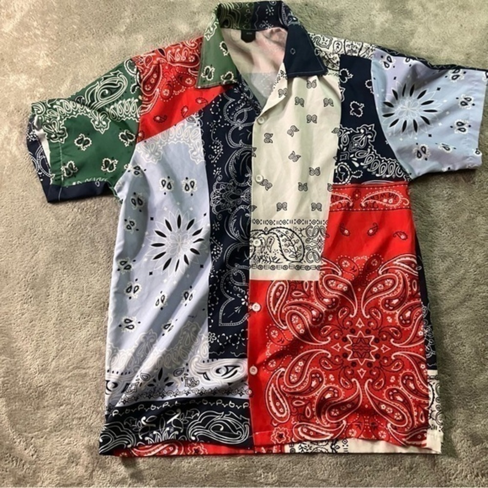 Multicolor Patchwork Bandana Shirt size medium fashion nova